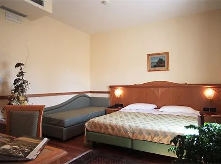 Park 108 Sport&wellness 4* לוריקה